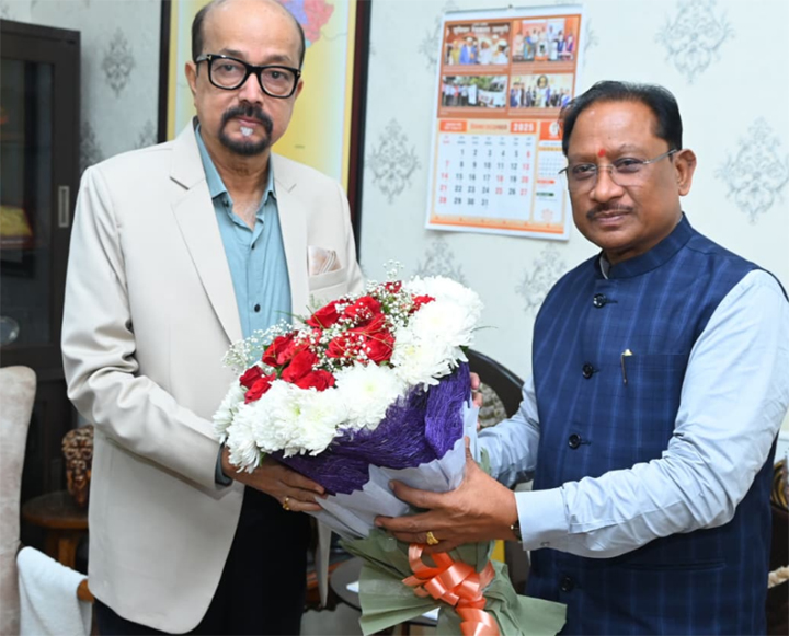 राज्यपाल श्री डेका को मुख्यमंत्री श्री साय ने दी नए वर्ष की शुभकामनाएं राज्यपाल श्री डेका को मुख्यमंत्री श्री साय ने दी नए वर्ष की शुभकामनाएं