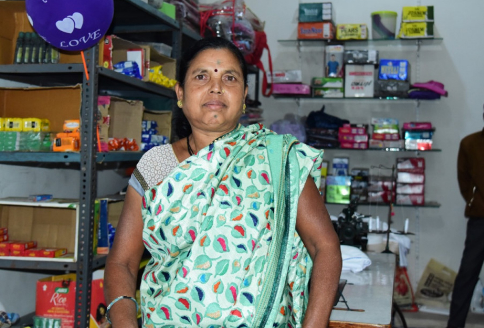 लखपति दीदी राशोबाई ने मेहनत और समूह सहयोग से कायम की आत्मनिर्भरता की मिसाल लखपति दीदी राशोबाई ने मेहनत और समूह सहयोग से कायम की आत्मनिर्भरता की मिसाल