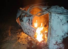 कोरबा- पुल से नीचे गिरने के बाद कार में आग लगी, दो की मौत कोरबा- पुल से नीचे गिरने के बाद कार में आग लगी, दो की मौत