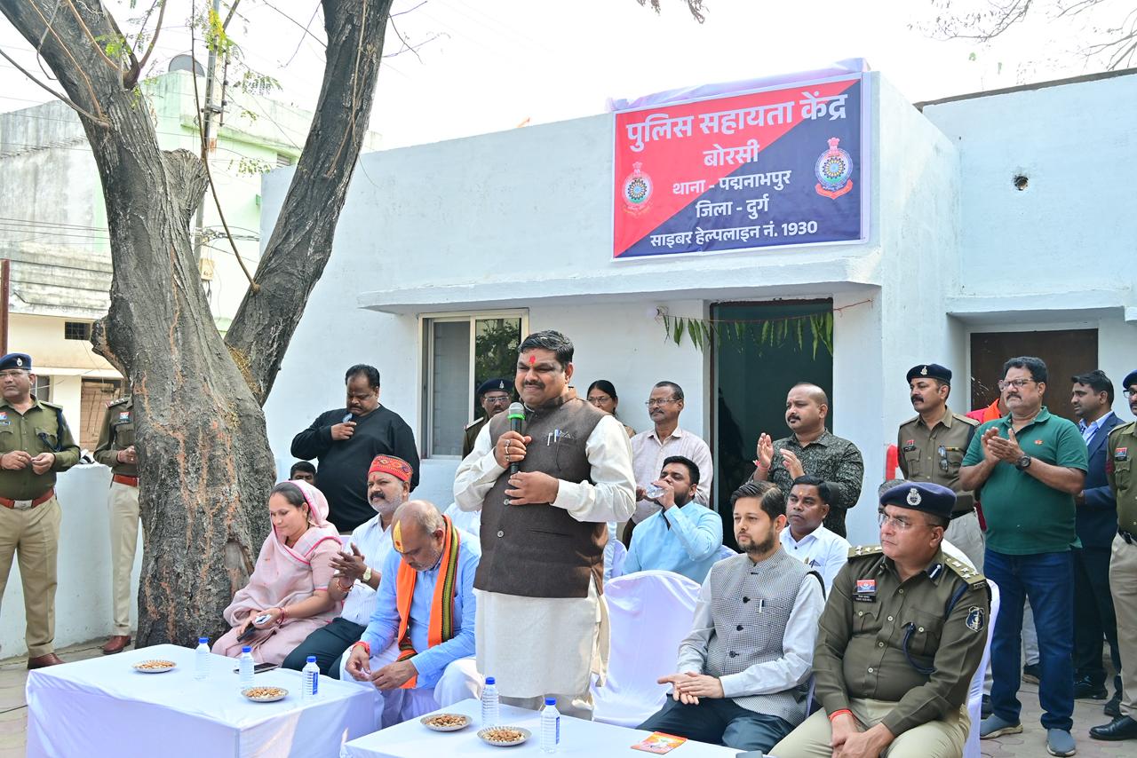 मुख्यमंत्री ने किया पुलिस भवनों व आवासों का वर्चुअल उद्घाटन मुख्यमंत्री ने किया पुलिस भवनों व आवासों का वर्चुअल उद्घाटन