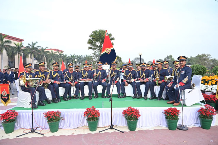 आरपीएफ बैंड की प्रस्तुति ने उच्च न्यायालय परिसर को किया संगीतमय आरपीएफ बैंड की प्रस्तुति ने उच्च न्यायालय परिसर को किया संगीतमय