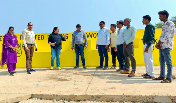 राज्य स्तरीय टीम ने तखतपुर जनपद में स्वच्छता कार्यों का किया निरीक्षण राज्य स्तरीय टीम ने तखतपुर जनपद में स्वच्छता कार्यों का किया निरीक्षण