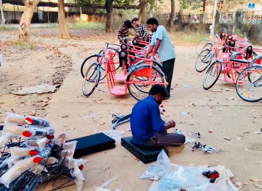 दिव्यांगजनों हेतु निःशुल्क कृत्रिम अंग एवं सहायक उपकरण वितरण शिविर 20-22 फरवरी तक दिव्यांगजनों हेतु निःशुल्क कृत्रिम अंग एवं सहायक उपकरण वितरण शिविर 20-22 फरवरी तक