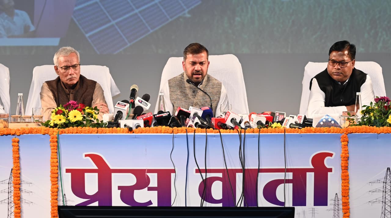 ऊर्जा विभाग के सचिव डॉ. रोहित यादव ने पत्रकारों से साझा की विभागीय उपलब्धियां ऊर्जा विभाग के सचिव डॉ. रोहित यादव ने पत्रकारों से साझा की विभागीय उपलब्धियां