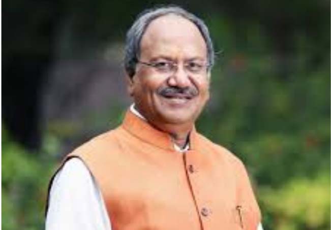 यह बजट वास्तव में अंतिम पंक्ति के व्यक्ति तक विकास पहुंचाने का संकल्प है - बृजमोहन अग्रवाल यह बजट वास्तव में अंतिम पंक्ति के व्यक्ति तक विकास पहुंचाने का संकल्प है - बृजमोहन अग्रवाल