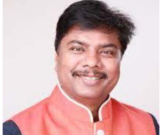 भाजपा सरकार का बजट समाज के लिए है, जबकि कांग्रेस सरकार के बजट एक परिवार के लिए रहे : केदार कश्यप भाजपा सरकार का बजट समाज के लिए है, जबकि कांग्रेस सरकार के बजट एक परिवार के लिए रहे : केदार कश्यप