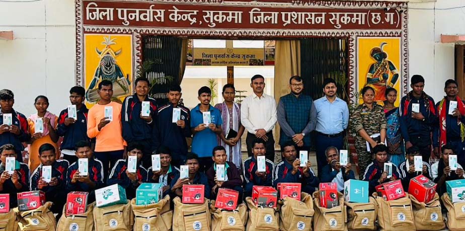 नवजीवन की ओर बढ़ते कदम: पुनर्वास नीति से बदली तकदीर, बदली तस्वीर नवजीवन की ओर बढ़ते कदम: पुनर्वास नीति से बदली तकदीर, बदली तस्वीर