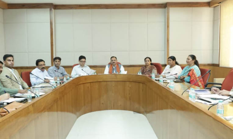 प्रदेश में पीसीपीएनडीटी और एआरटी एक्ट का कड़ाई से होगा पालन, स्वास्थ्य मंत्री की बैठक में अहम निर्देश प्रदेश में पीसीपीएनडीटी और एआरटी एक्ट का कड़ाई से होगा पालन, स्वास्थ्य मंत्री की बैठक में अहम निर्देश