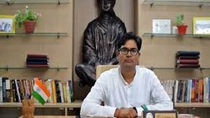 छत्तीसगढ़ के बजट 2026-27 से किसानों, महिलाओं के उत्थान और अधोसंरचना विकास को मिलेगी नई गति : वित्त मंत्री छत्तीसगढ़ के बजट 2026-27 से किसानों, महिलाओं के उत्थान और अधोसंरचना विकास को मिलेगी नई गति : वित्त मंत्री