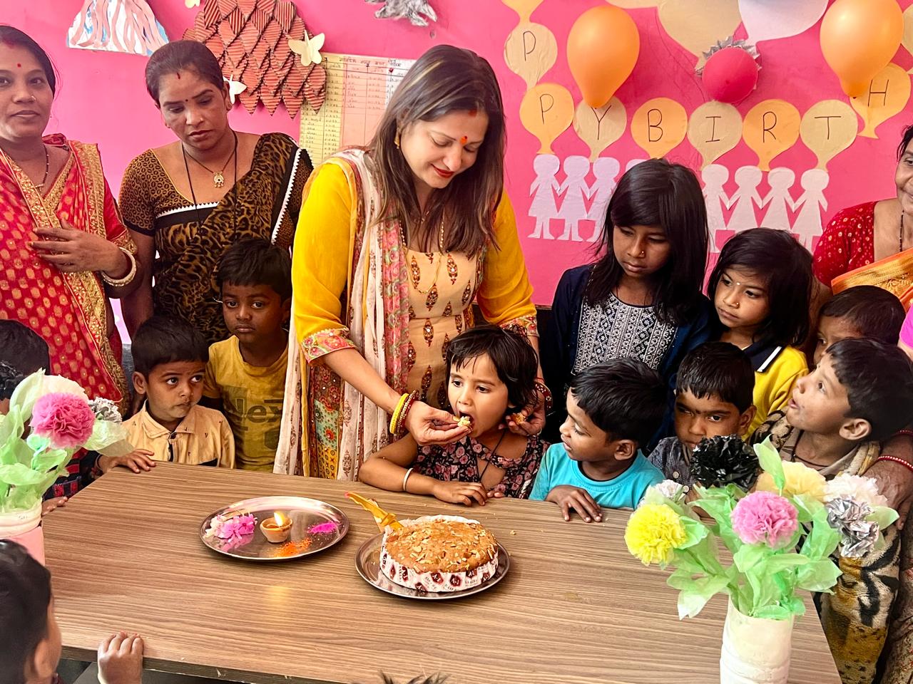 आंगनबाड़ी केन्द्रों में ‘न्योता भोज’ कार्यक्रम : पोषण, शिक्षा और जनभागीदारी का राज्यव्यापी अभियान आंगनबाड़ी केन्द्रों में ‘न्योता भोज’ कार्यक्रम : पोषण, शिक्षा और जनभागीदारी का राज्यव्यापी अभियान