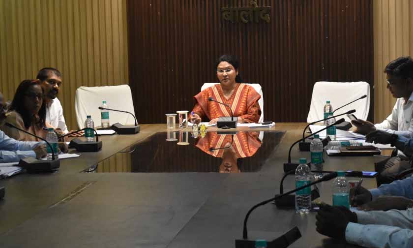 कलेक्टर ने रसोई गैस, डीजल एवं पेट्रोल की उपलब्धता एवं आपूर्ति के संबंध में ली आवश्यक बैठक कलेक्टर ने रसोई गैस, डीजल एवं पेट्रोल की उपलब्धता एवं आपूर्ति के संबंध में ली आवश्यक बैठक
