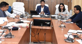 कलेक्टर की अध्यक्षता में ठोस अपशिष्ट प्रबंधन नियम के प्रभावी क्रियान्वयन को लेकर बैठक संपन्न कलेक्टर की अध्यक्षता में ठोस अपशिष्ट प्रबंधन नियम के प्रभावी क्रियान्वयन को लेकर बैठक संपन्न