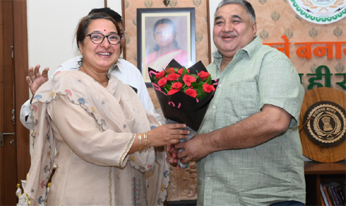 सिंधी अकादमी की अध्यक्ष सुषमा जेठानी ने मंत्री राजेश अग्रवाल से की सौजन्य मुलाकात सिंधी अकादमी की अध्यक्ष सुषमा जेठानी ने मंत्री राजेश अग्रवाल से की सौजन्य मुलाकात