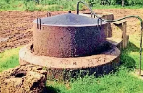 गोबर गैस संयंत्रों के पुनर्जीवन से ग्रामीण ऊर्जा आत्मनिर्भरता को नई गति गोबर गैस संयंत्रों के पुनर्जीवन से ग्रामीण ऊर्जा आत्मनिर्भरता को नई गति