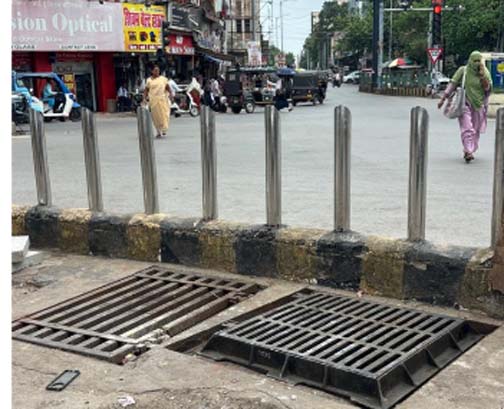 निगम ने जयस्तम्भ चौक के समीप नाले के खुले चेम्बर में तत्काल आवश्यक मरम्मत सुधार किया निगम ने जयस्तम्भ चौक के समीप नाले के खुले चेम्बर में तत्काल आवश्यक मरम्मत सुधार किया