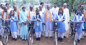 शिक्षा किसी भी राष्ट्र व समाज के विकास की है आधारशिला: सांसद श्री नाग शिक्षा किसी भी राष्ट्र व समाज के विकास की है आधारशिला: सांसद श्री नाग