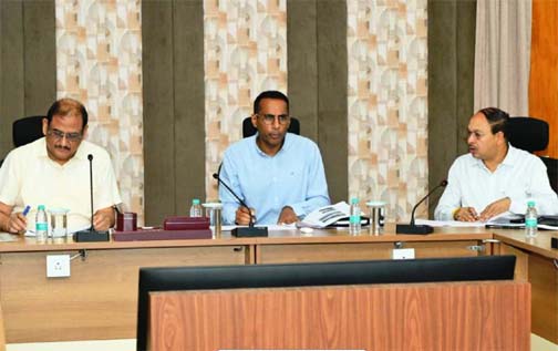 लोक निर्माण विभाग के सचिव ने जेलों में निर्माणाधीन कार्यों की प्रगति की समीक्षा की लोक निर्माण विभाग के सचिव ने जेलों में निर्माणाधीन कार्यों की प्रगति की समीक्षा की