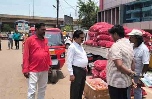 सिंगल यूज प्लास्टिक, गंदगी और सड़क बाधा पर नगर निगम का चाबुक, 4200 रुपए का वसूला गया जुर्माना सिंगल यूज प्लास्टिक, गंदगी और सड़क बाधा पर नगर निगम का चाबुक, 4200 रुपए का वसूला गया जुर्माना