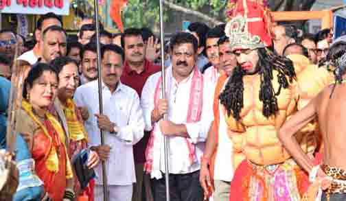 हर-हर महादेव और बोल-बम के जयघोष के साथ निकली भोरमदेव पदयात्रा, शिवमय हुआ कबीरधाम हर-हर महादेव और बोल-बम के जयघोष के साथ निकली भोरमदेव पदयात्रा, शिवमय हुआ कबीरधाम