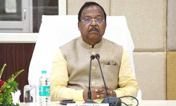 पेपर लीक की सूचना मिलते ही कृषि मंत्री नेताम ने दिखाई सख्ती, तत्काल FIR और जांच के निर्देश पेपर लीक की सूचना मिलते ही कृषि मंत्री नेताम ने दिखाई सख्ती, तत्काल FIR और जांच के निर्देश