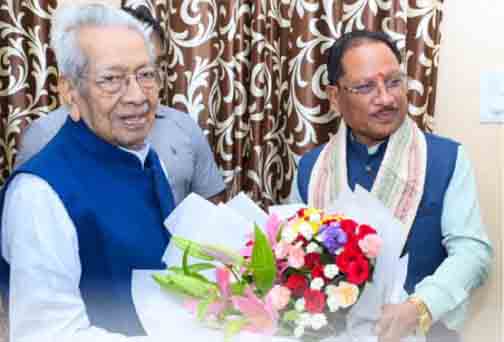 मुख्यमंत्री ने छत्तीसगढ़ के पूर्व राज्यपाल विश्वभूषण हरिचंदन से की सौजन्य भेंट मुख्यमंत्री ने छत्तीसगढ़ के पूर्व राज्यपाल विश्वभूषण हरिचंदन से की सौजन्य भेंट