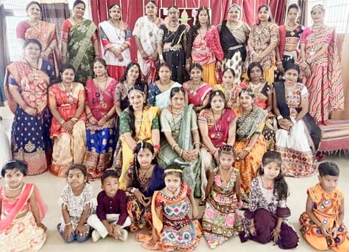 गरबा उत्सवः शक्ति की आराधना में डूबी मातृशक्ति गरबा उत्सवः शक्ति की आराधना में डूबी मातृशक्ति