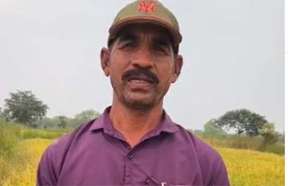 पीएम किसान सम्मान निधि से किसान परमानंद साहू को खेती-किसानी में मिल रहा आर्थिक संबल पीएम किसान सम्मान निधि से किसान परमानंद साहू को खेती-किसानी में मिल रहा आर्थिक संबल