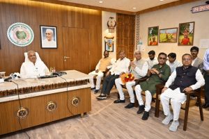  मुख्यमंत्री भूपेश बघेल ने किया बिलासपुर एवं अंबिकापुर में रीजनल सी-मार्ट का वर्चुअली उद्घाटन