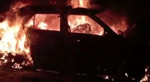 बिलासपुर जिले में बड़ा हादसा...! कार में आग लगने से 3 की जिंदा जलकर मौत...!