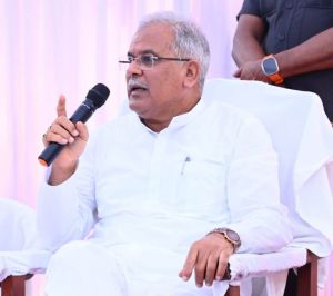  मुख्यमंत्री ने बिलासपुर में की सामाजिक संगठनों के प्रतिनिधियों से भेंट-मुलाकात