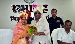   दुर्ग जिला पंचायत के नव निर्वाचित अध्यक्ष ने शपथ ग्रहण किया