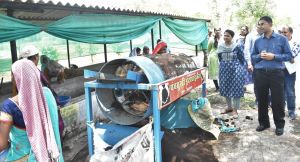  कलेक्टर ने किया बिरेतरा गौठान का निरीक्षण 