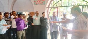  झीरम नक्सल हिंसा के शहीदों को रायपुर कलेक्टोरेट कार्यालय में दी गई श्रद्धांजलि 