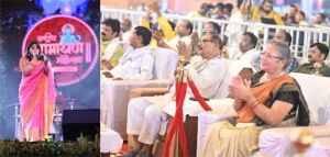  राष्ट्रीय रामायण महोत्सव  :अपनी जादुई आवाज के साथ मंच पर आईं ख्याति प्राप्त कलाकार शणमुख प्रिया
