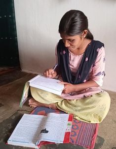 मुख्यमंत्री नोनी सशक्तीकरण सहायता योजना से सशक्त एवं आत्मनिर्भर बन रही हैं श्रमिकों की बेटियां