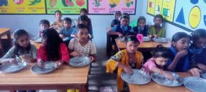 गुरूर विकासखण्ड के प्राथमिक शाला देवकोट में अध्ययन-अध्यापन व्यवस्था सूचारू रूप से संचालित 