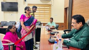 अपर कलेक्टर ने जनदर्शन में सुनी आमजनों की समस्याएं