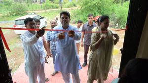 महापौर एजाज ढेबर ने बोरियाखुर्द में नई राशन दुकान का उद्घाटन किया महापौर एजाज ढेबर ने बोरियाखुर्द में नई राशन दुकान का उद्घाटन किया