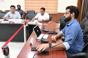 गौठानों में उपलब्ध रहेंगे अब पशु चिकित्सक गौठानों में उपलब्ध रहेंगे अब पशु चिकित्सक