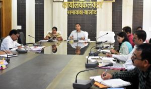 ’हरित बालोद सुपोषित बालोद’ अभियान के अंतर्गत मुनगा एवं पपीता के पौधे का रोपण कराना सुनिश्चित करें: कलेक्टर ’हरित बालोद सुपोषित बालोद’ अभियान के अंतर्गत मुनगा एवं पपीता के पौधे का रोपण कराना सुनिश्चित करें: कलेक्टर