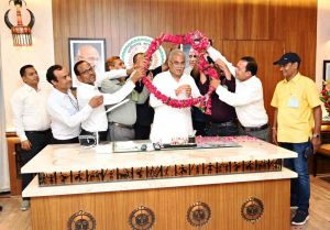 मुख्यमंत्री का शालेय शिक्षक प्रधान पाठक संघ ने जताया आभार मुख्यमंत्री का शालेय शिक्षक प्रधान पाठक संघ ने जताया आभार