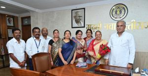 मुख्यमंत्री से राज्य महिला आयोग की अध्यक्ष ने की सौजन्य मुलाकात मुख्यमंत्री से राज्य महिला आयोग की अध्यक्ष ने की सौजन्य मुलाकात