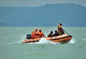 बाढ़ आपदा से बचाव हेतु तांदुला जलाशय में माॅकड्रिल आयोजित बाढ़ आपदा से बचाव हेतु तांदुला जलाशय में माॅकड्रिल आयोजित