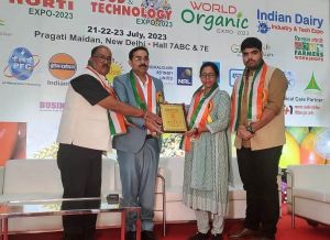 खेती को लाभकारी बनाने का हुनर सिखाती हैं वेदेश्वरी शर्मा खेती को लाभकारी बनाने का हुनर सिखाती हैं वेदेश्वरी शर्मा