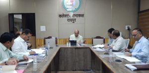 निर्धारित समय सीमा पर सड़कों के निर्माण और मरम्मत कार्य पूर्ण करें: कलेक्टर डॉ भुरे निर्धारित समय सीमा पर सड़कों के निर्माण और मरम्मत कार्य पूर्ण करें: कलेक्टर डॉ भुरे