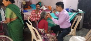 ब्राईट शिक्षण एवं मानव कल्याण समिति द्वारा वृद्धों और बच्चों का नेत्र परीक्षण ब्राईट शिक्षण एवं मानव कल्याण समिति द्वारा वृद्धों और बच्चों का नेत्र परीक्षण