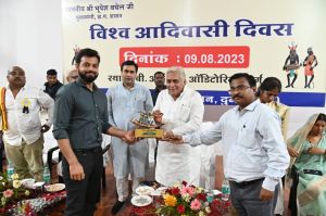 छत्तीसगढ़ की संस्कृति आदिवासी संस्कृति से प्रभावित-वोरा छत्तीसगढ़ की संस्कृति आदिवासी संस्कृति से प्रभावित-वोरा