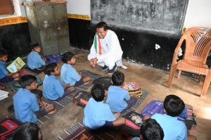 छात्रावासों में सभी मूलभूत व्यवस्था हो: प्रभारी मंत्री मोहन मरकाम छात्रावासों में सभी मूलभूत व्यवस्था हो: प्रभारी मंत्री मोहन मरकाम