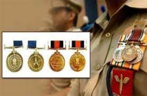 छत्तीसगढ़ के 35 पुलिस अधिकारी/कर्मचारी पुलिस वीरता, विशिष्ट सेवा एवं सराहनीय सेवा पदक से विभूषित