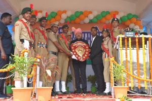 महासमुंद में संसदीय सचिव विनोद चंद्राकर ने किया ध्वजारोहण महासमुंद में संसदीय सचिव विनोद चंद्राकर ने किया ध्वजारोहण